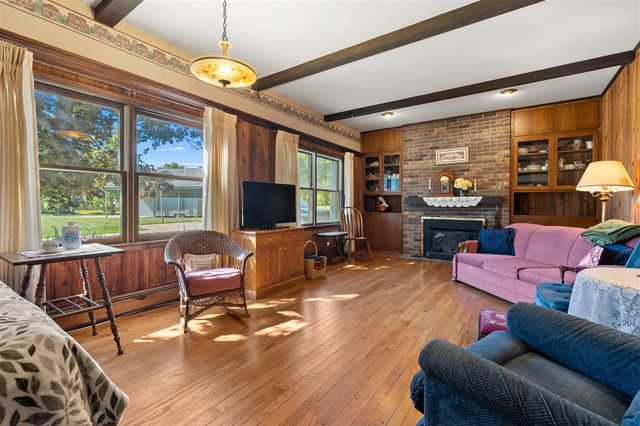 508 N Van Buren Street, Bloomingdale, MI 49026