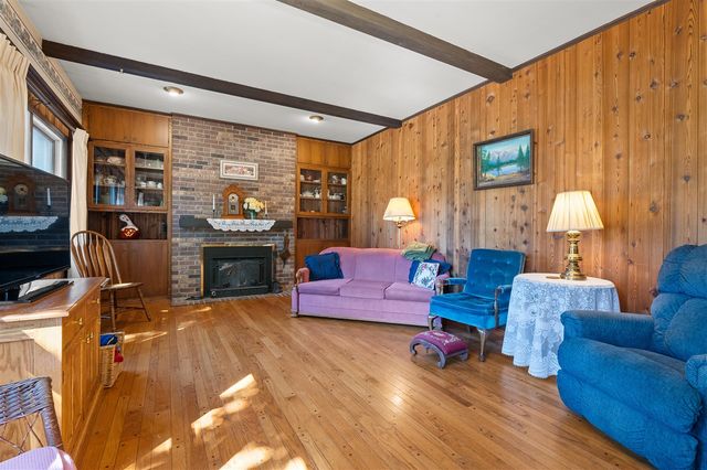 508 N Van Buren Street, Bloomingdale, MI 49026