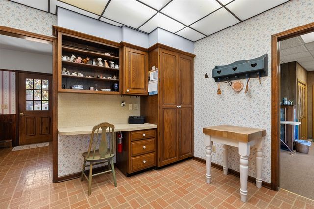 508 N Van Buren Street, Bloomingdale, MI 49026