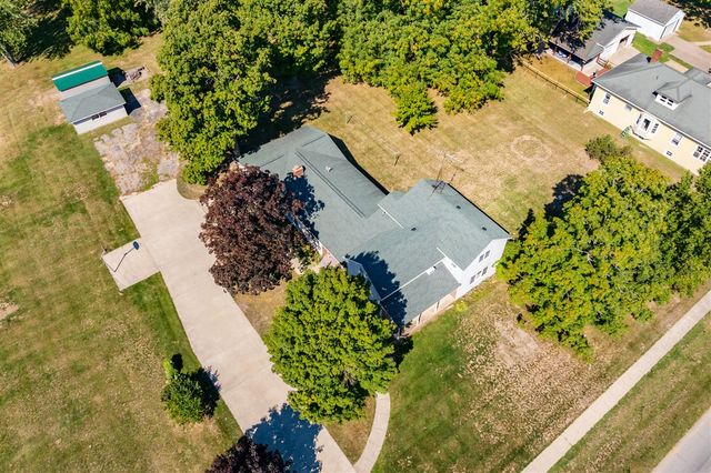 508 N Van Buren Street, Bloomingdale, MI 49026