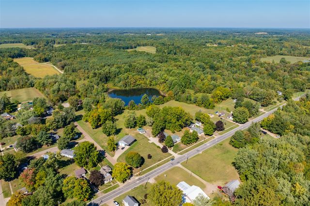 508 N Van Buren Street, Bloomingdale, MI 49026