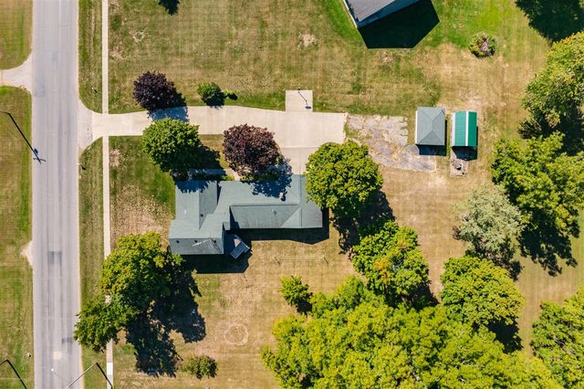 508 N Van Buren Street, Bloomingdale, MI 49026