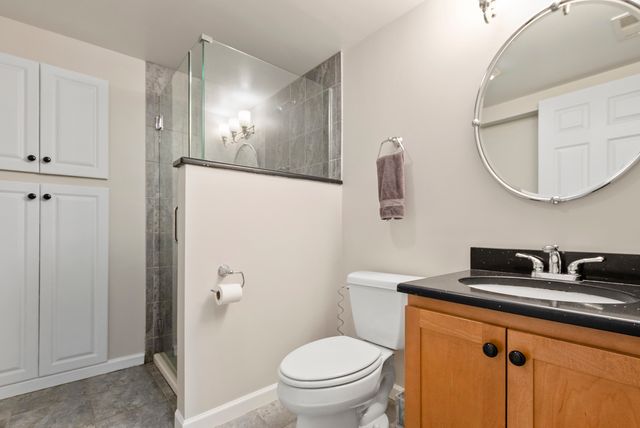 9137 S 88th Avenue S, Hickory Hills, IL 60457