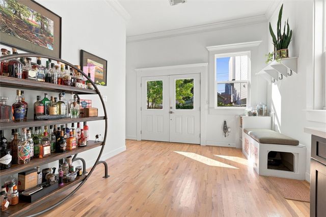1209 Edwards Street, Houston, TX 77007