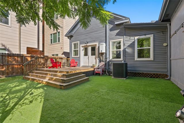 1209 Edwards Street, Houston, TX 77007