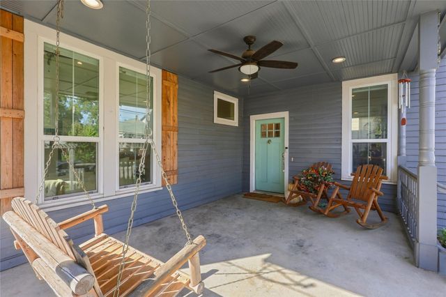 1209 Edwards Street, Houston, TX 77007