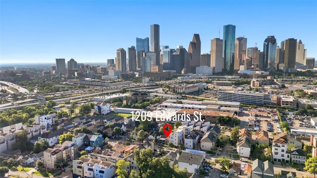 1209 Edwards Street, Houston, TX 77007