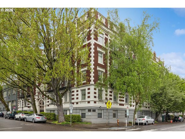 1811 Nw COUCH St 202, Portland, OR 97209