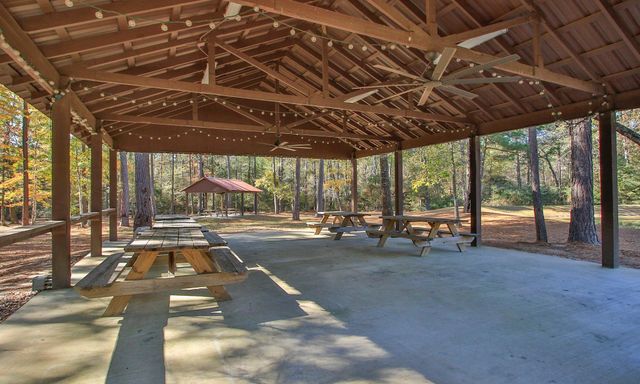 12-22-58 Grey Feather Road, Huntsville, TX 77340