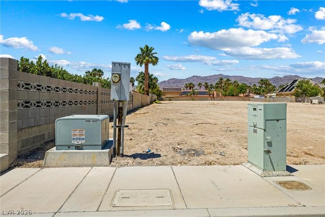 5200 Grand Teton Drive, Las Vegas, NV 89131
