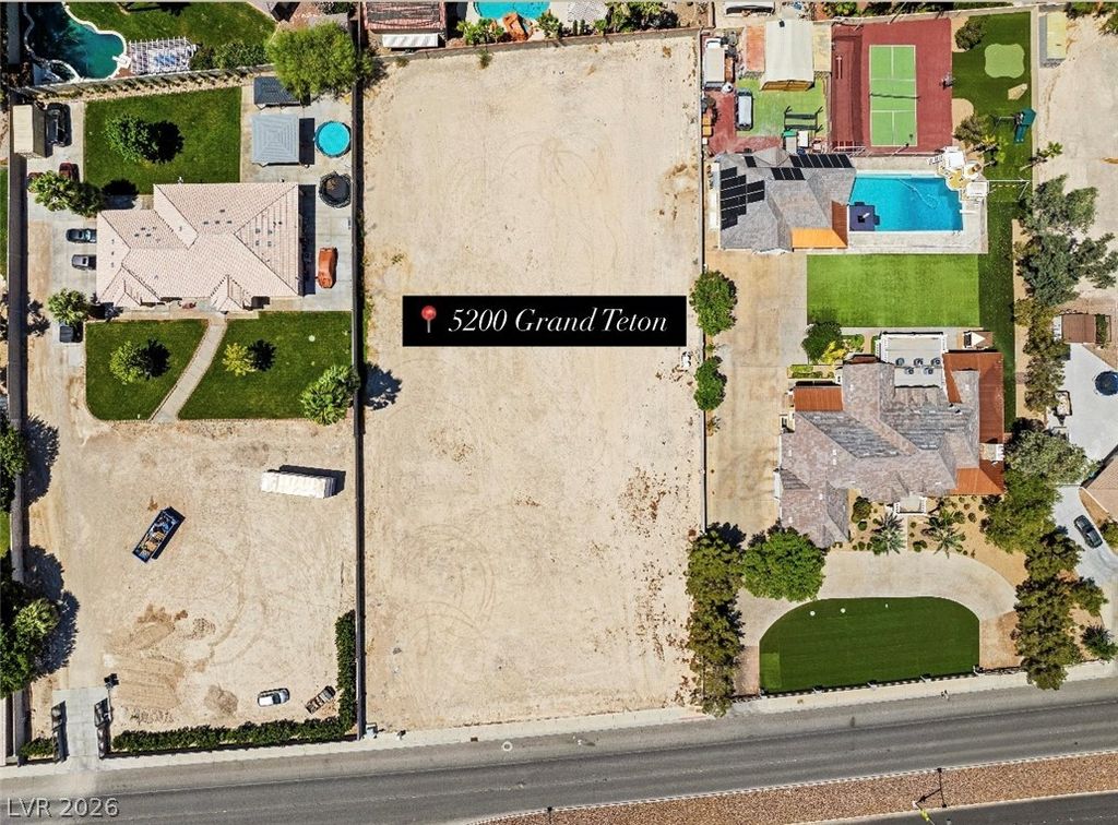 5200 Grand Teton Drive, Las Vegas, NV 89131
