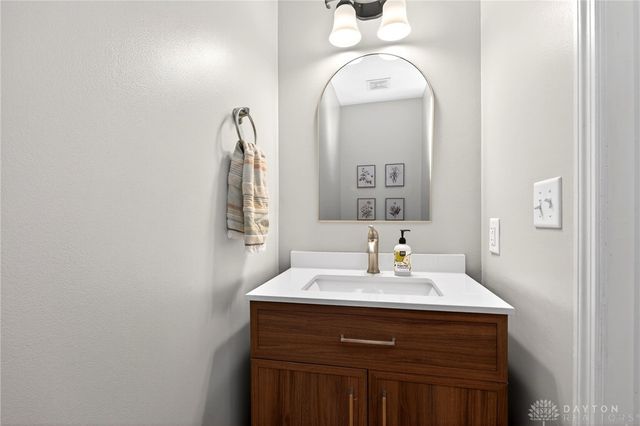 4342 Napa Valley Drive, Bellbrook, OH 45305