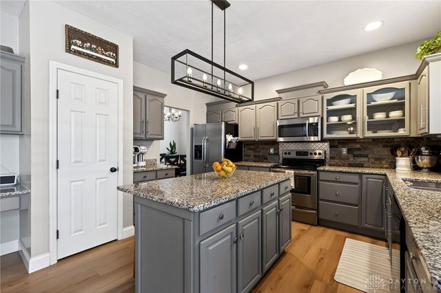 4342 Napa Valley Drive, Bellbrook, OH 45305