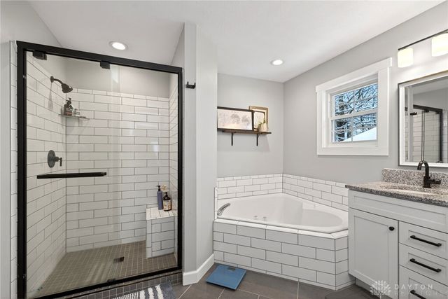 4342 Napa Valley Drive, Bellbrook, OH 45305