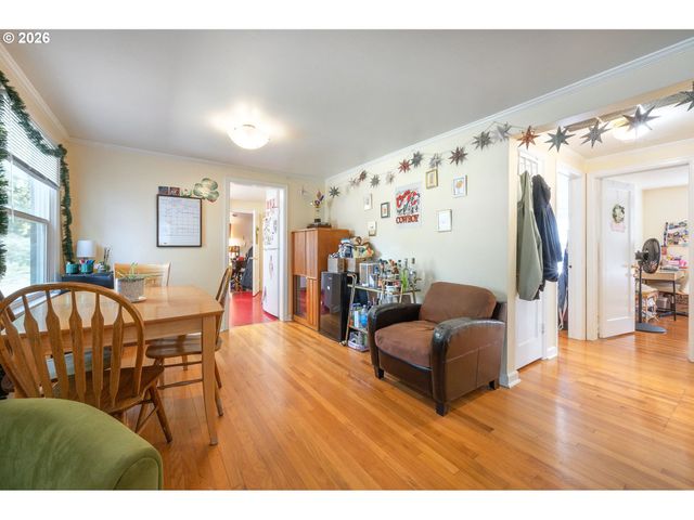 2273 KINCAID St, Eugene, OR 97405