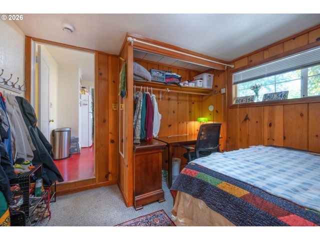 2273 KINCAID St, Eugene, OR 97405