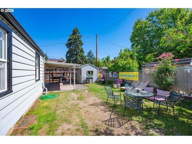 2273 KINCAID St, Eugene, OR 97405