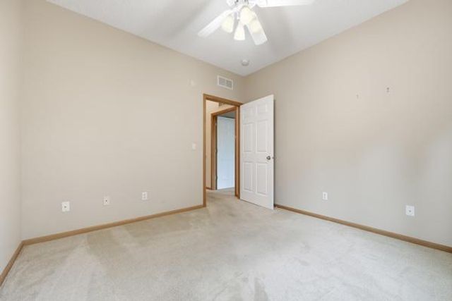 17706 38th Avenue N, Plymouth, MN 55446