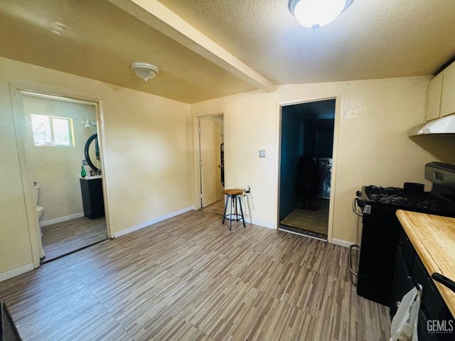 8116 Halleluiah Street, Bakersfield, CA 93307