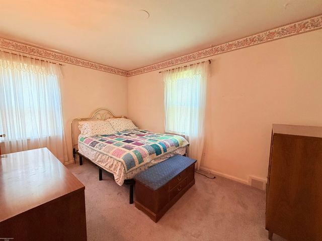 536 E Shevlin Avenue, Hazel Park, MI 48030