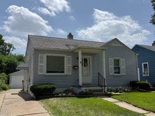 536 E Shevlin Avenue, Hazel Park, MI 48030