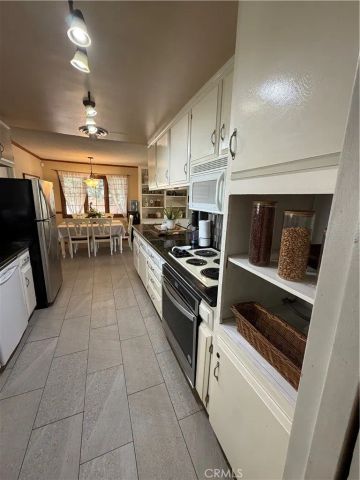 3812 Alum Avenue, Bakersfield, CA 93309