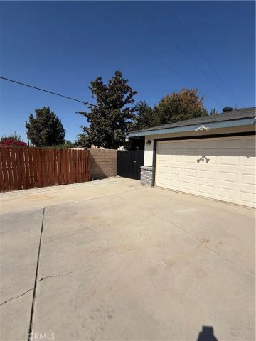 3812 Alum Avenue, Bakersfield, CA 93309
