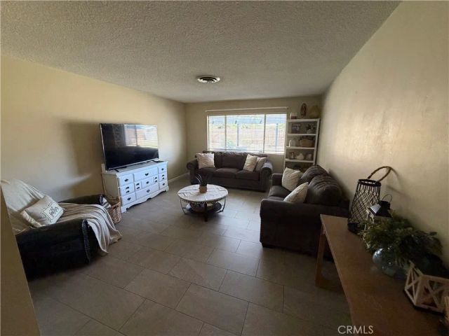 3812 Alum Avenue, Bakersfield, CA 93309