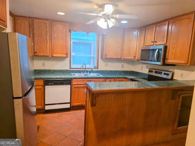 1239 Hendricks Church Road, Thomaston, GA 30286