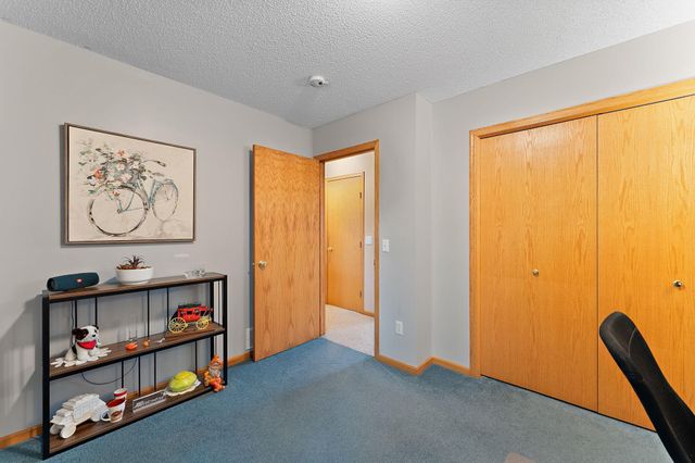 11206 72nd Street S, Cottage Grove, MN 55016