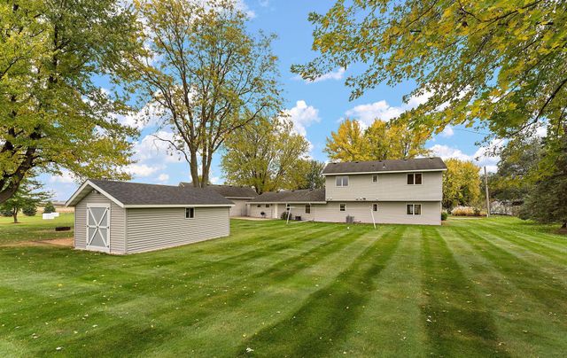 11206 72nd Street S, Cottage Grove, MN 55016