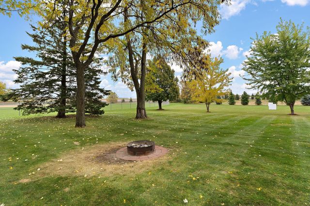 11206 72nd Street S, Cottage Grove, MN 55016