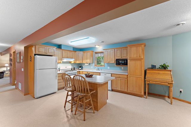 11206 72nd Street S, Cottage Grove, MN 55016