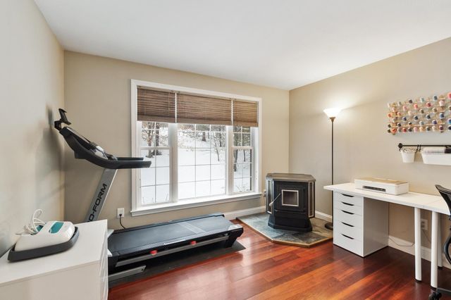 12 Glastombury Drive, Sandown, NH 03873