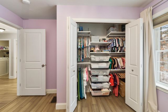 12 Glastombury Drive, Sandown, NH 03873