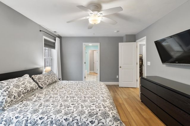 12 Glastombury Drive, Sandown, NH 03873