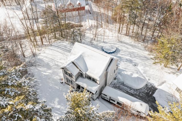 12 Glastombury Drive, Sandown, NH 03873
