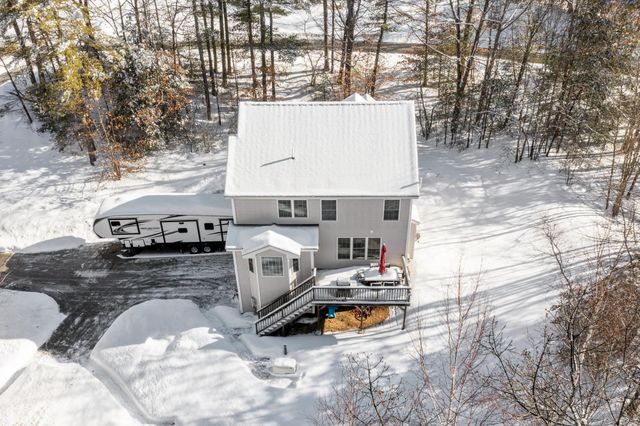 12 Glastombury Drive, Sandown, NH 03873