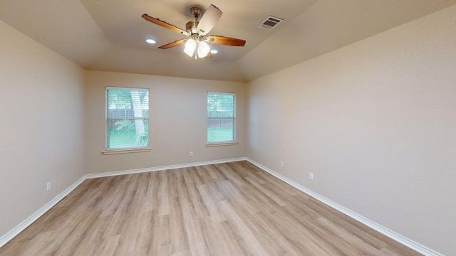 4828 Curzon Avenue, Fort Worth, TX 76107