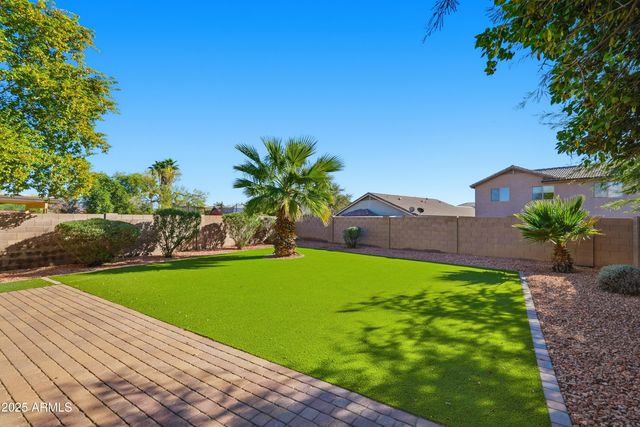 15839 W YAVAPAI Street, Goodyear, AZ 85338