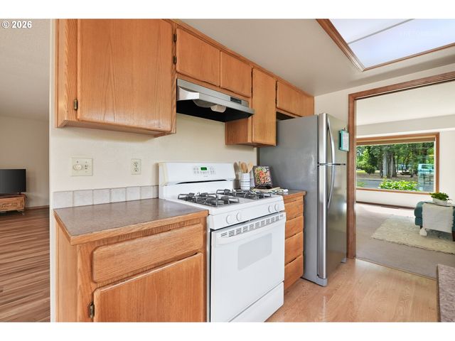 462 Ne 24TH Ave, Hillsboro, OR 97124