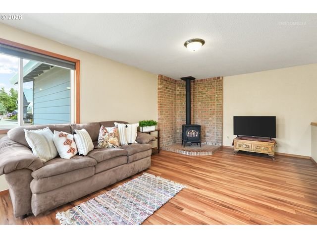 462 Ne 24TH Ave, Hillsboro, OR 97124