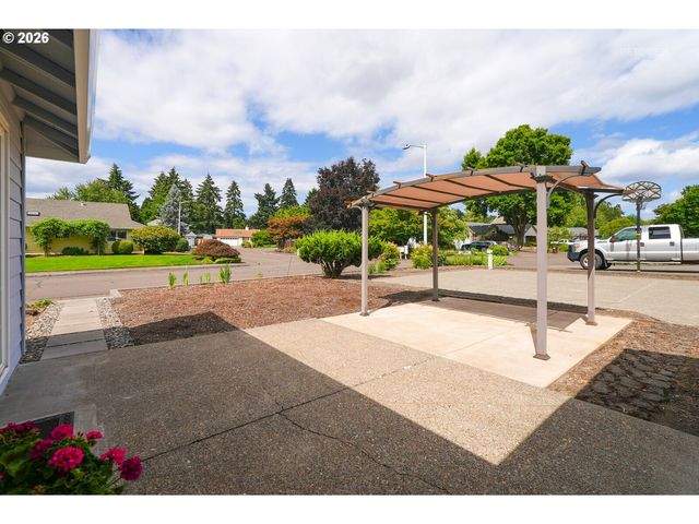 462 Ne 24TH Ave, Hillsboro, OR 97124