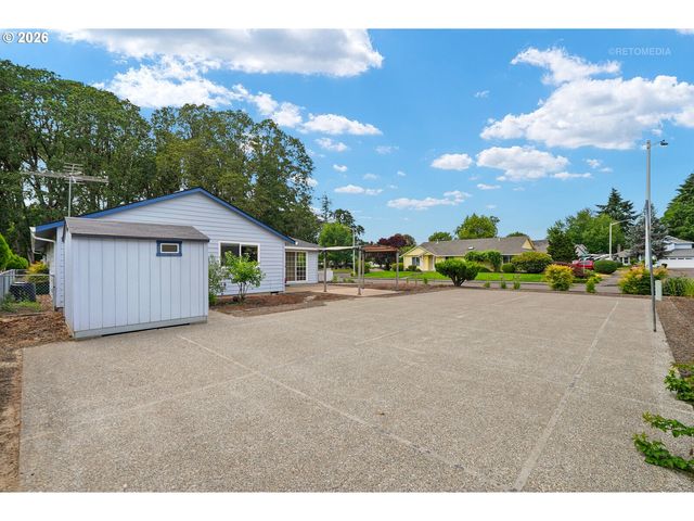 462 Ne 24TH Ave, Hillsboro, OR 97124