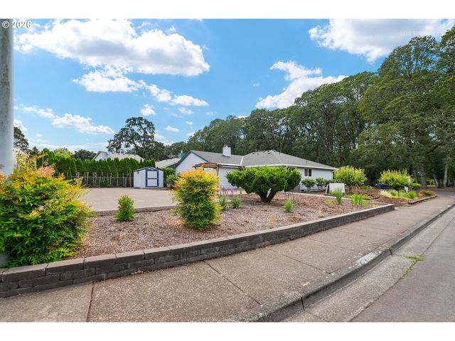 462 Ne 24TH Ave, Hillsboro, OR 97124