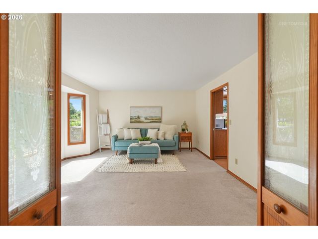 462 Ne 24TH Ave, Hillsboro, OR 97124