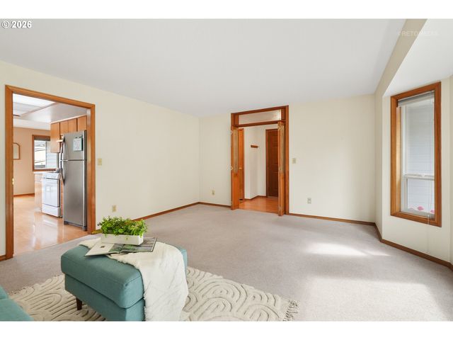 462 Ne 24TH Ave, Hillsboro, OR 97124