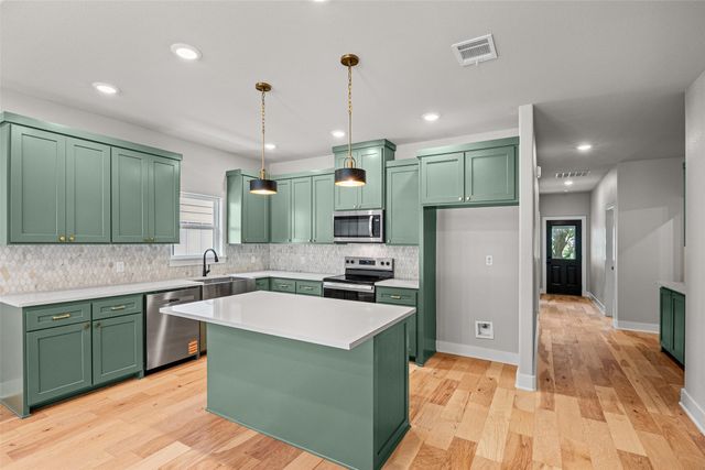 1010 Mustang Trail, Granbury, TX 76049