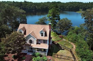 10 Dogwood Ln, North Reading, MA 01864