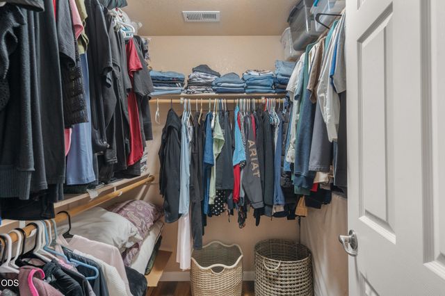 907 Worchester Drive, Medford, OR 97501